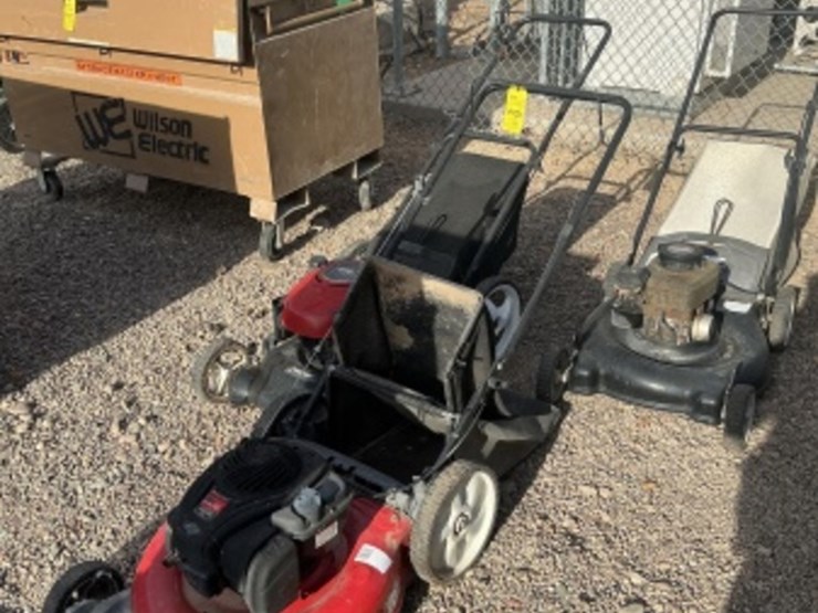 (3)-lawn-mowers-image-1