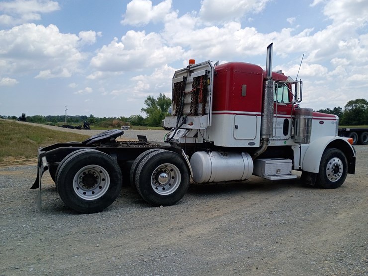 #21636-•-1997-peterbilt-379-semi-sleeper-truck-image-10