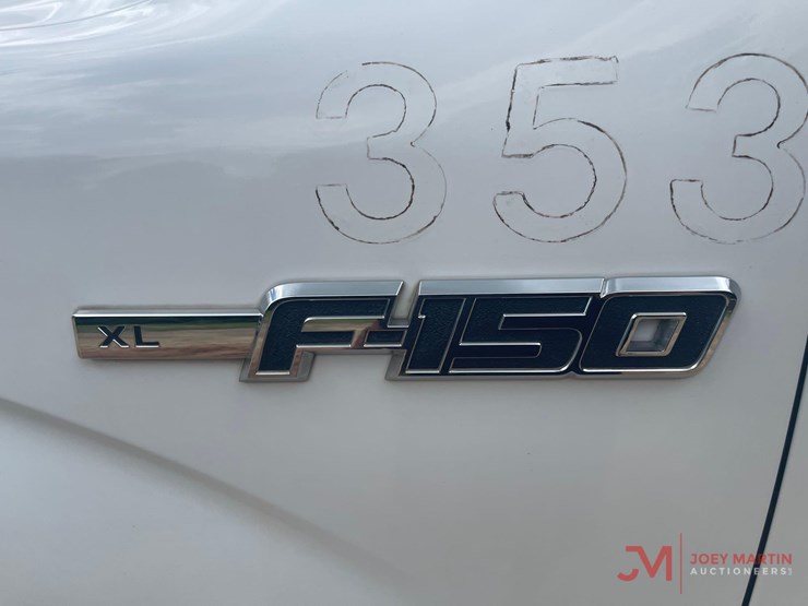 2013-ford-f150-xl-image-12