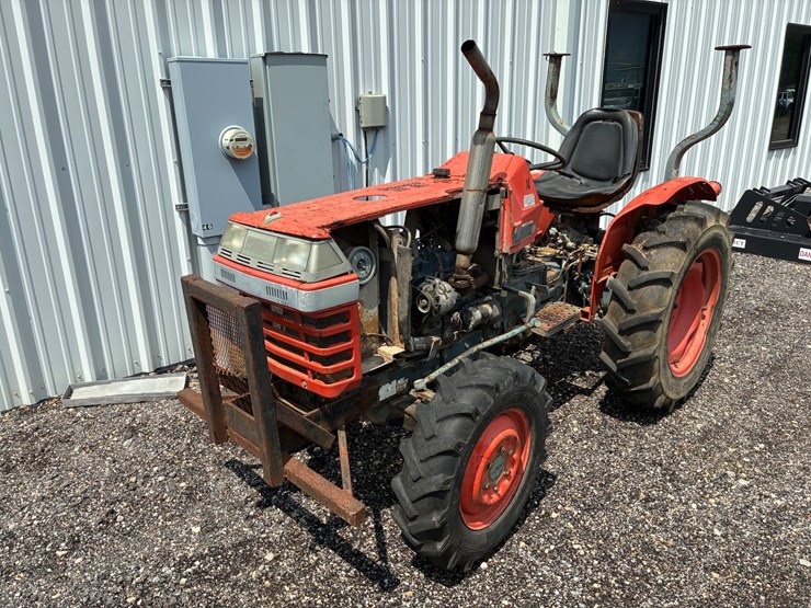 kubota-l2350-image-2