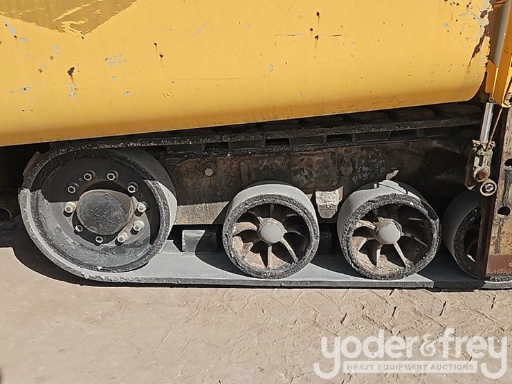 2009-volvo-pf6110-image-16