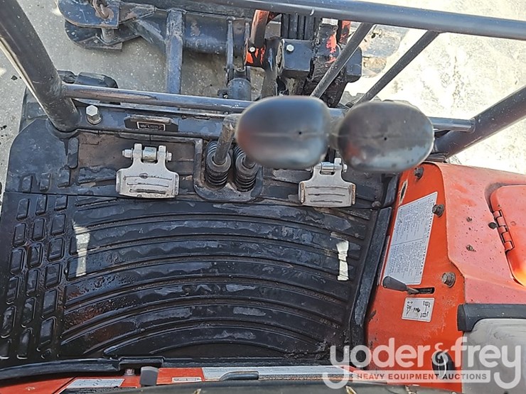 2021-kubota-u17-image-27