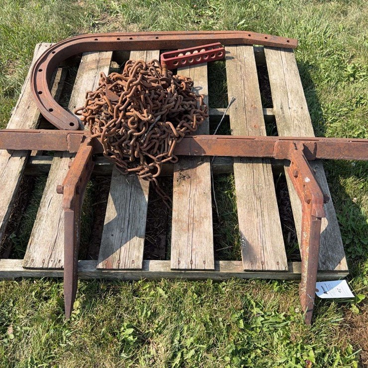 Fast Hitch Toolbar, Plow Beam, and Tire Chain