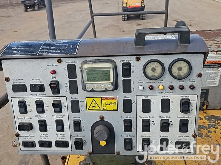2009-volvo-pf6110-image-37