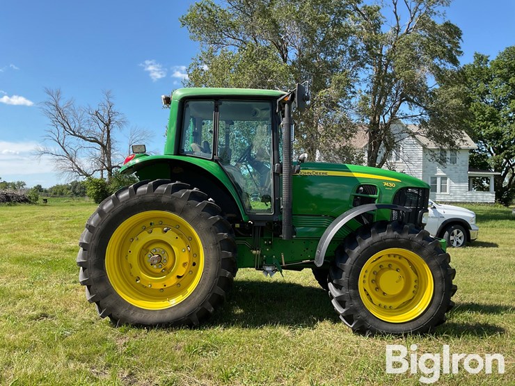 2010-john-deere-7430-image-4