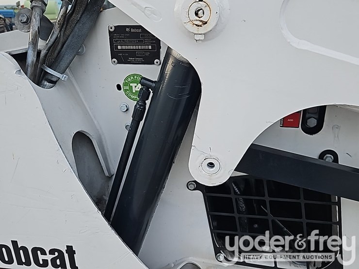 2014-bobcat-s530-image-8