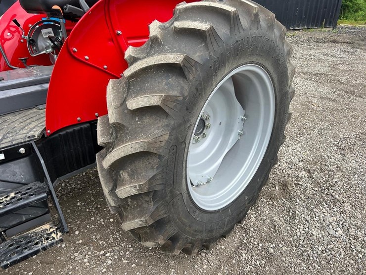 2025-massey-ferguson-2605h-image-16