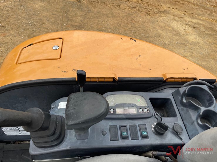 case-cx26c-mini-excavator-image-19