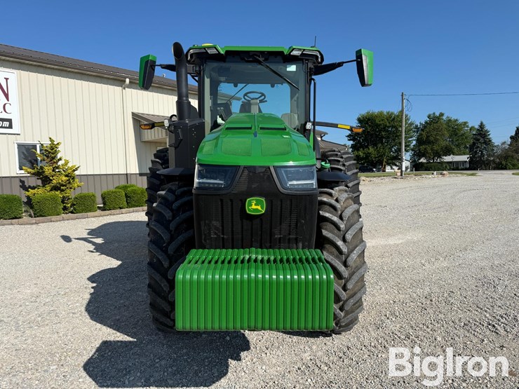 2025-john-deere-8r-250-image-2