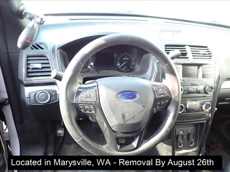 2017-ford-explorer-image-6