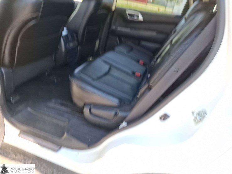 2014-nissan-pathfinder-image-15