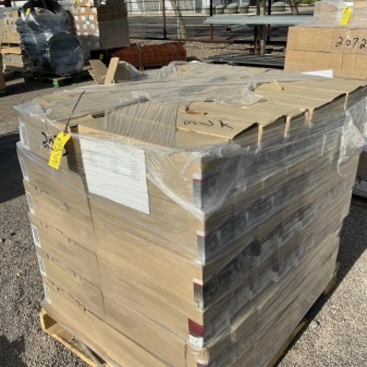 PALLET OF WEATHERPROOF RECEPTACLE COVERS