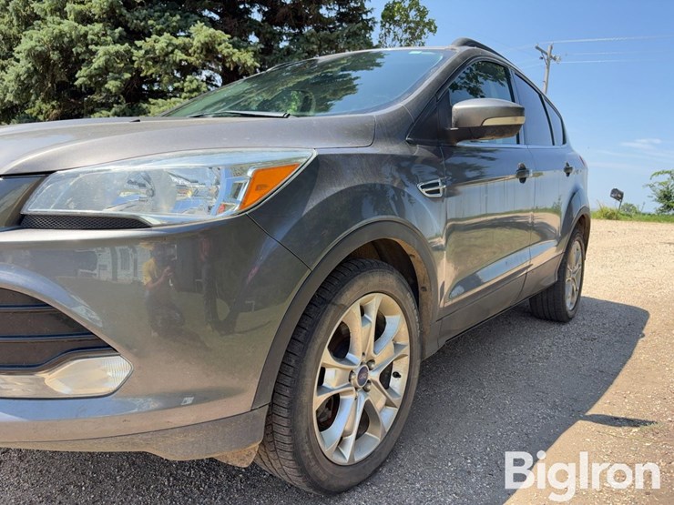 2013-ford-escape-sel-image-9