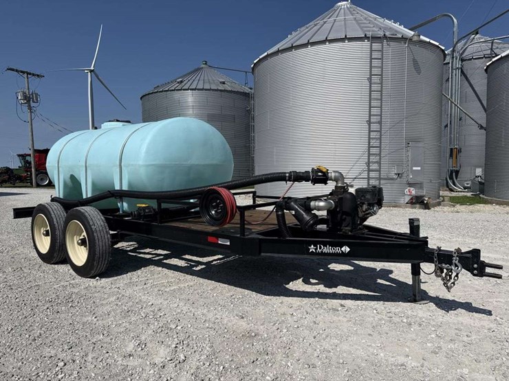 dalton-1300-galllon-tender-trailer-image-4