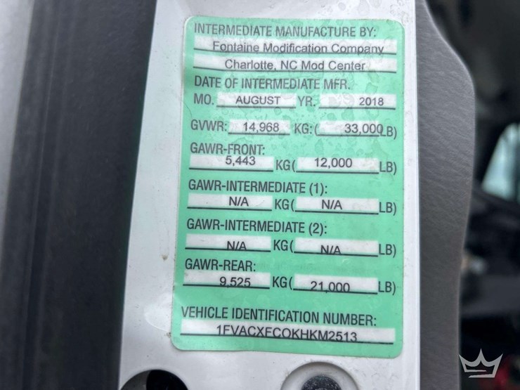 2019-freightliner-m2-106-image-7