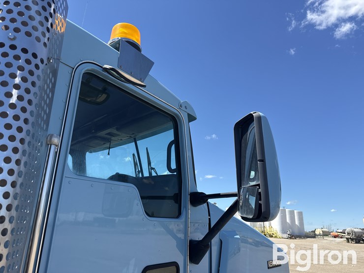 2012-kenworth-t800-image-13