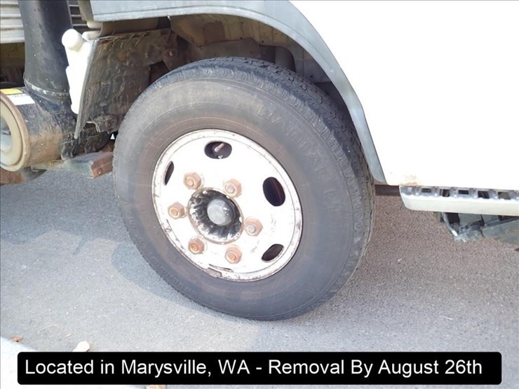 1999-isuzu-npr-image-13