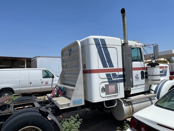 1988-kenworth-w923-image-3