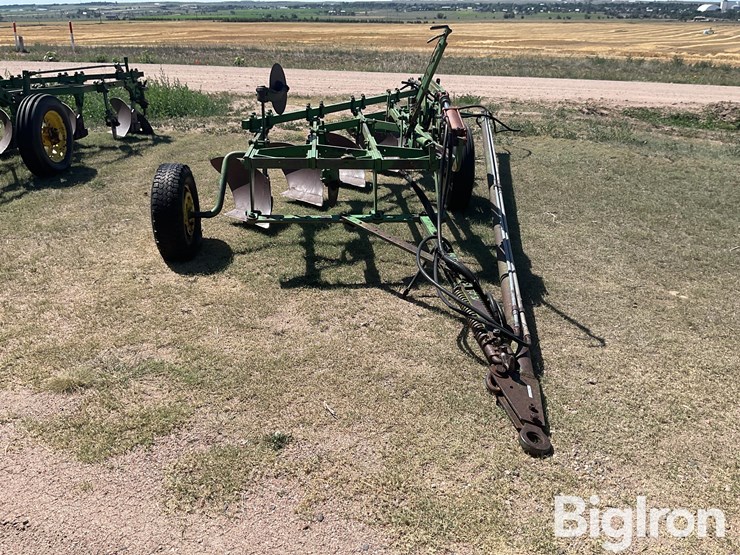 john-deere-5-image-2