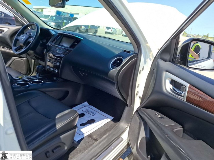 2014-nissan-pathfinder-image-18