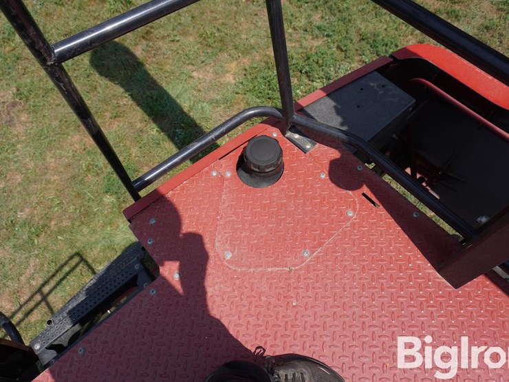 case-ih-6088-image-13