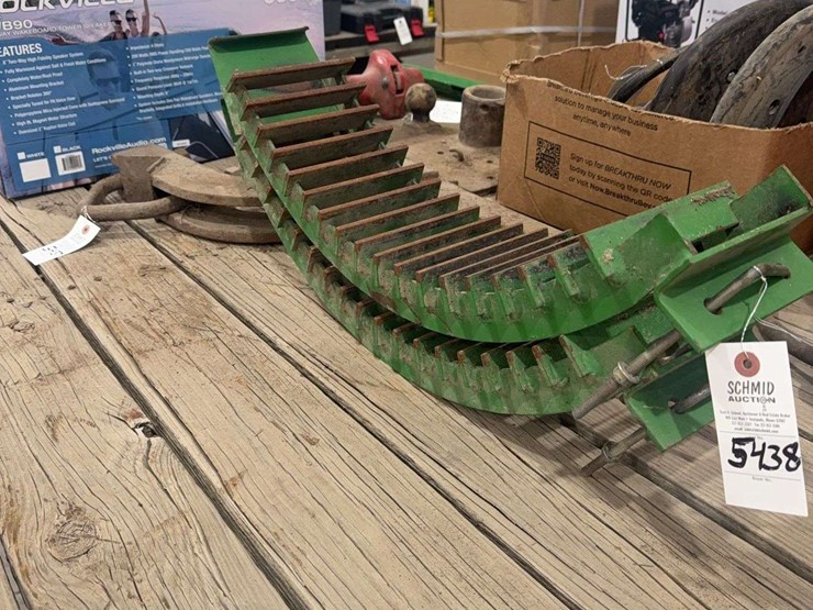 john-deere-2-image-1