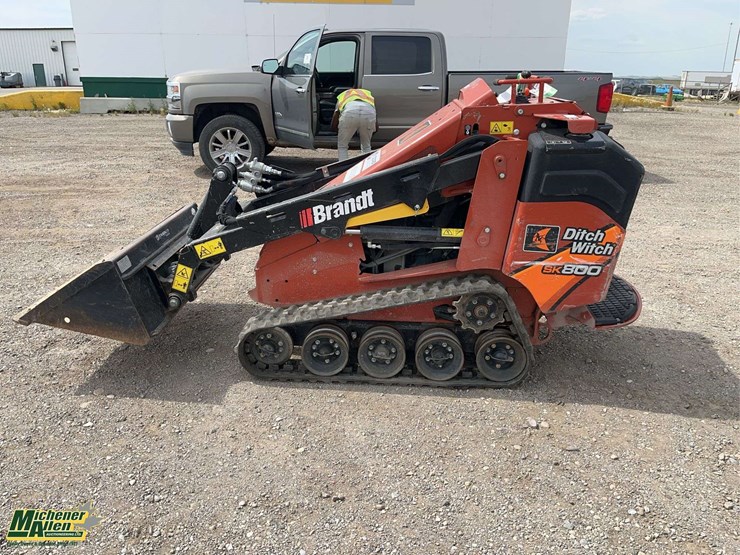 2021-ditch-witch-sk800-image-2