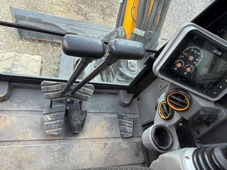 2021-jcb-48z-1-image-20