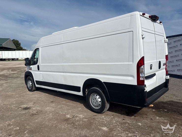 2022-ram-promaster-3500-image-4