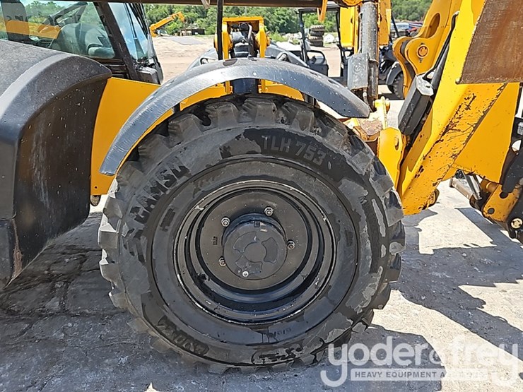 2016-jcb-510-56-image-11