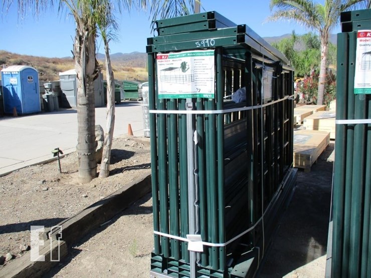 39'-x-20'-module-livestock-shelter-image-3