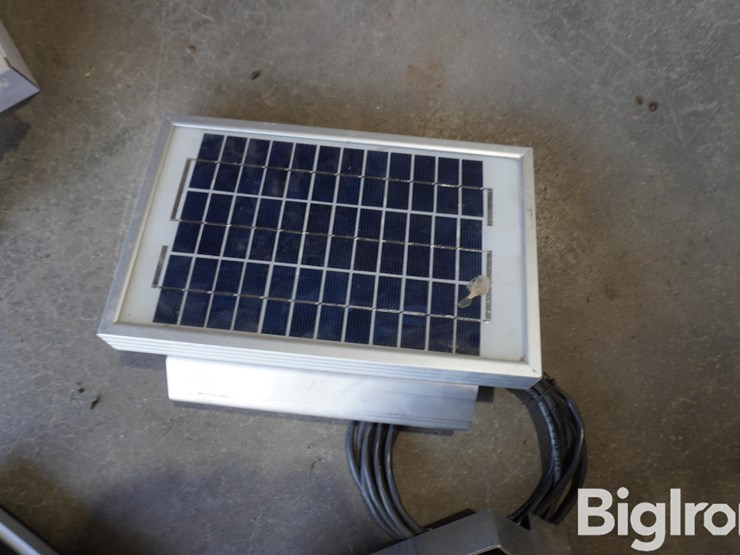 bp-solar-panels-&-inverters-image-12