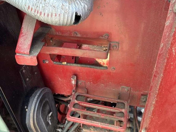 case-ih-2166-image-28