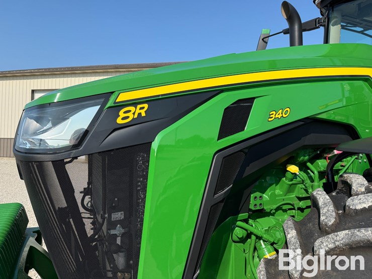 2025-john-deere-8r-340-image-11