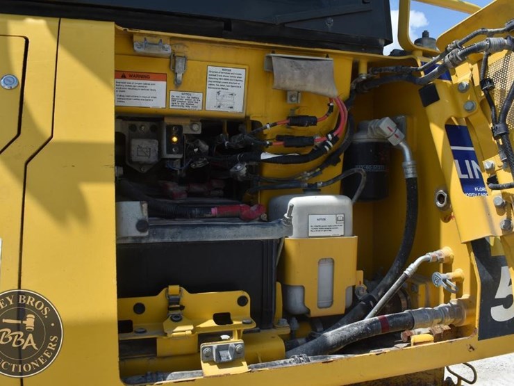 2022-komatsu-d51pxi-24-image-93