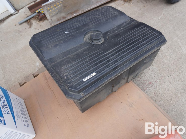 freightliner-poly-battery-box-image-3