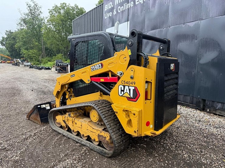 2023-caterpillar-259d3-image-2