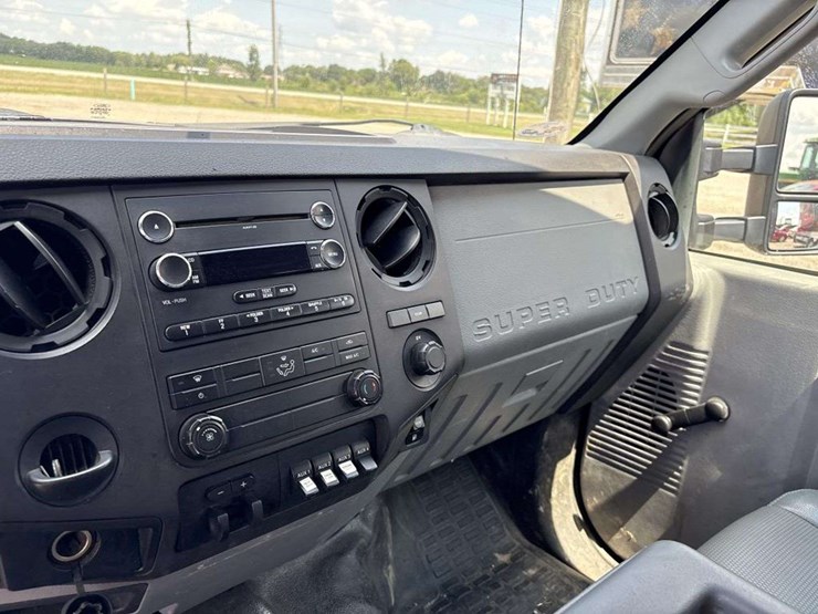 2012-ford-f450-image-17
