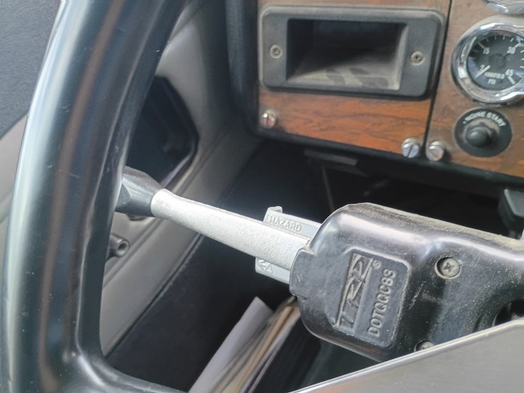 #21636-•-1997-peterbilt-379-semi-sleeper-truck-image-55