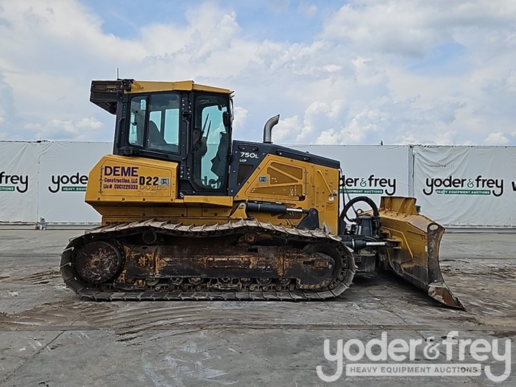 2022-deere-750l-image-6
