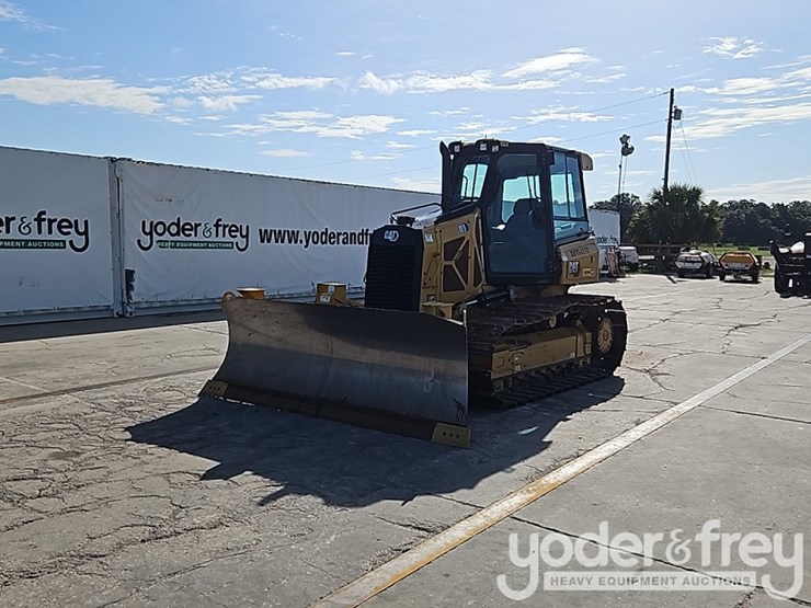 2022-caterpillar-d3-lgp-image-2