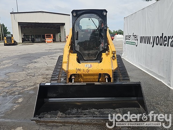2020-caterpillar-279d3-image-8