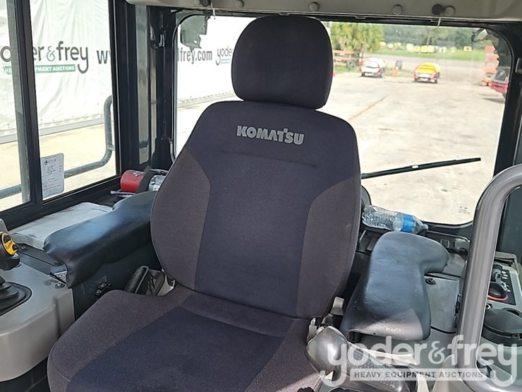 2023-komatsu-d39px-24-image-28