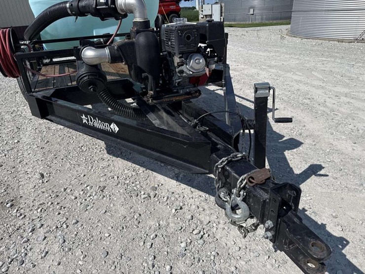 dalton-1300-galllon-tender-trailer-image-5