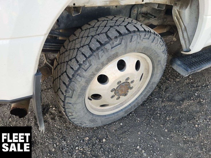 2020-ford-f350-image-12