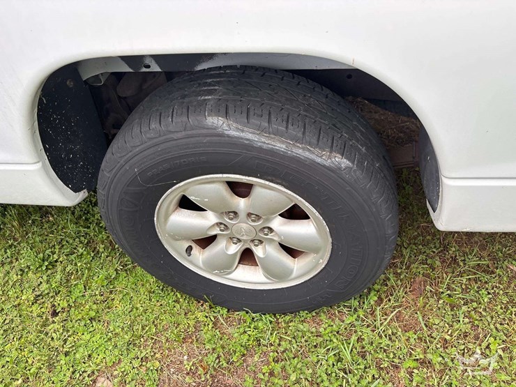 2004-dodge-dakota-image-23