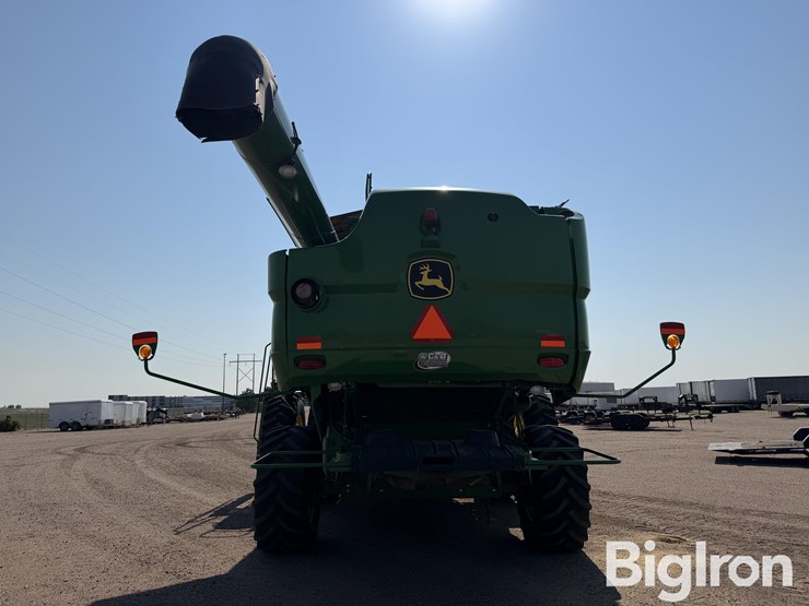 2013-john-deere-s670-image-6