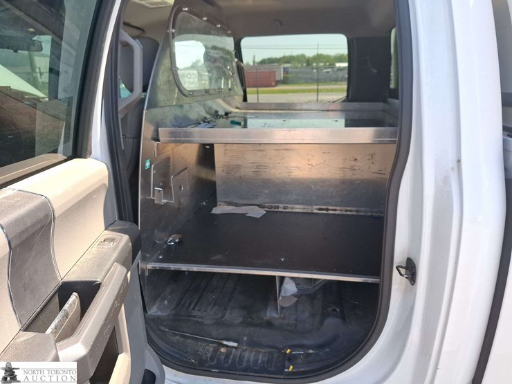 2016-ford-f150-xlt-image-15