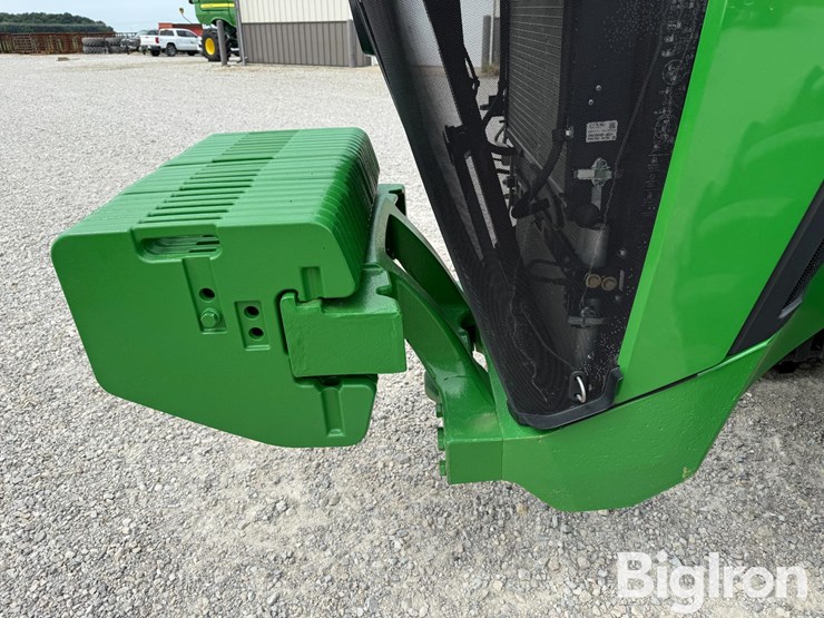 2025-john-deere-8r-250-image-9