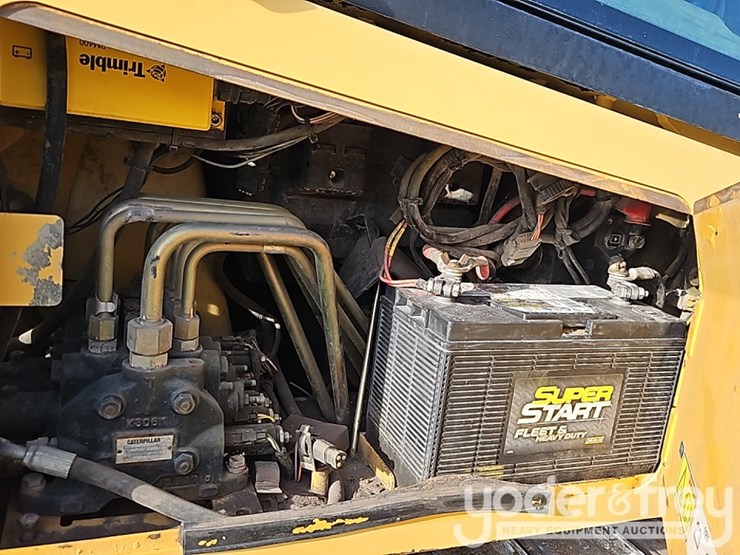 2011-caterpillar-d5k-image-29